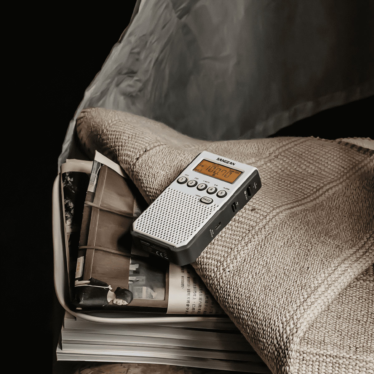 Sangean Taschenradio DT-800 +BATT